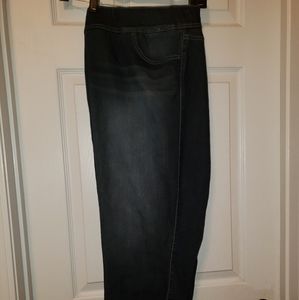 Torrid lean Jean capri's